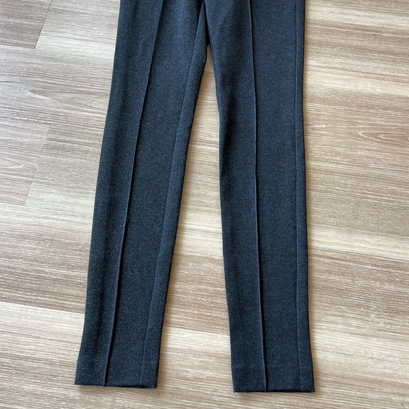 Tyler Madison made in Canada 🇨🇦 size XS gray leggings - Picture 5 of 16